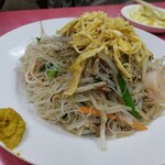 中華料理 萬福 - お初！ビーフン。優しく間違いのない味♪