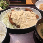 Hakata Motsunabe Yamaya - タラカツ（タルタルソース多め）定食