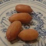 悠苑 - 特別メニュー茹でピーナツ