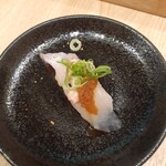 越中屋  - カワハギの肝乗せ