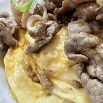 麒麟飯店 - 国産牛の玉子飯