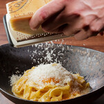 ペッシェ ニトロ - ウニカルボナーラ～削りたてチーズをのせて～