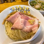 Misoburinudorumiyamiya - 麺