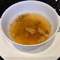 神戸牛洋食アモナ - セットスープには牛の腸の部分も入ってて噛むと濃厚♡