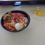 魚丼 - 