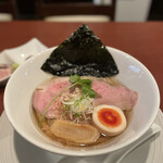 酒肴場 屯 - 【限定】青森県産スルメ出汁らぁ麺¥1000、海鮮丼¥500