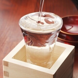 From premium sake to standard sours ◎ Perfect to accompany delicious snacks ♪