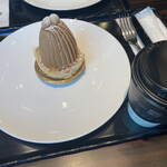 トシ・ヨロイヅカ 東京 - 