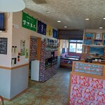沖縄料理 美ら結 - 店内