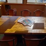 沖縄料理 美ら結 - 店内