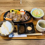 福崎町 文珠荘 - 文珠ステーキランチ　１３００円