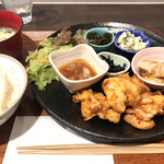 ブック＆カフェ喫茶去 - 