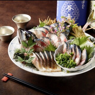 当店は店主の愛してやまない「魚」に特化した海鮮食堂です。