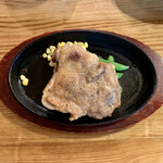 肉バル ジラソーレ - チキンソテー ライス付 ¥1,000 のチキンソテー