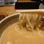 麺屋 NOROMA - 麵とつけ汁の絡み具合