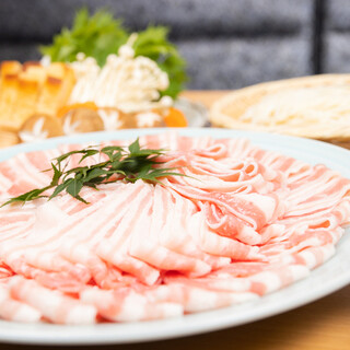 【七福神の島で育ったえびすもち豚】