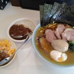 横浜家系ラーメン みさきや - 