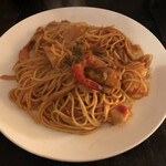 佃半 - 海鮮トマトパスタ