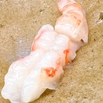 鮨おばな - 奥尻の特大牡丹海老です。一尾分です