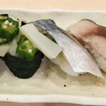 寿司 魚がし日本一 - いかオクラ➰鯖
