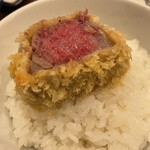 とんかつ 王龍 - 金竜山のシャトーブリアン牛カツ　オンザライス