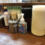 かつれつ四谷たけだ - 卓上