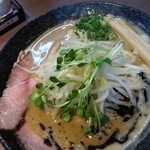 赤シャモジ 本店 - 味噌ラーメン大盛