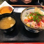 京樽 - 海鮮丼（オヤジの）
