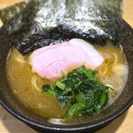 麺家 燻 - 豚骨醤油ラーメン￥800　2022.11.1