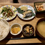 Kawara Kafe Ando Dainingu - 週替わり欲張り和定食