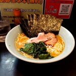 麺処 しん屋 - のりラーメン(醤油)850円、チャーシューは通常と炙ってあるチャーシューの2枚付き