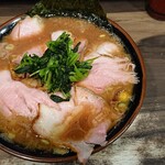 神田ラーメン わいず - チャーシューメン