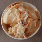 サーティワンアイスクリーム - 料理写真:キャラメルリボンとキャラメルプレリンクリーム