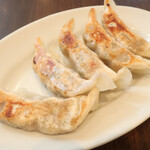紅虎餃子房 - やみつき焼き餃子（小鍋貼）"Pan-fried Yamitsuki dumplings" 5p