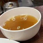 酔来軒 - ソース焼きソバのスープ