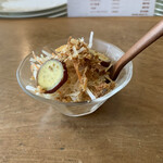 Shinsekai Guriru Bon - ランチセットのサラダ