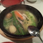 ビストロ 間 - いろんな具材が入った汁ものだ！ うまいな♪