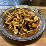 月島もんじゃ わらしべ  - キノコ盛り合わせ(バター焼き)