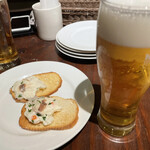 Bar de PePe - つきだし&ビール