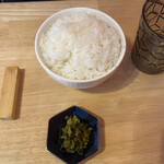 3150てっぱん - セットのご飯は大盛もサービスしてくれます、お代わりは有料