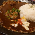 博多もつ処 東屋 - ホルモンカレー