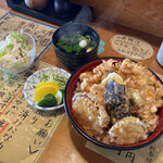 のざき家 - 牡蠣天丼