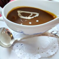 メインダイニングルーム - ルー