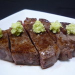 肉の但馬屋 - ☆山葵をのせてパクリ（＾ｕ＾）☆