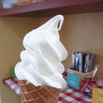 牛乳を食べているかのようなソフトクリーム