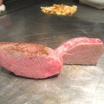 ニューオークラ - お肉は、ヒレとロース