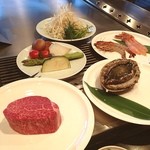 Hoteru Okura Resutoran Nagoya Teppan Yaki Sazanka - 最近鉄板焼き 歳で避けていたけど、お肉お代わりするほど美味しかった 雰囲気もイイね