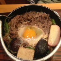 本格肉料理 丸小 - 牛すき焼き鍋 1000円