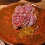居酒屋 ヨーテル - スペインの白カビサラミ。ママレードといただくのもオツなもの。