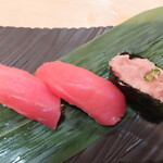 のん太鮨 一丁目一番地 柳井店 - 2022年の｢本まぐろ三貫盛り｣660円